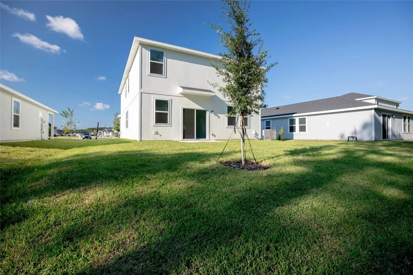 21 DILLY CT