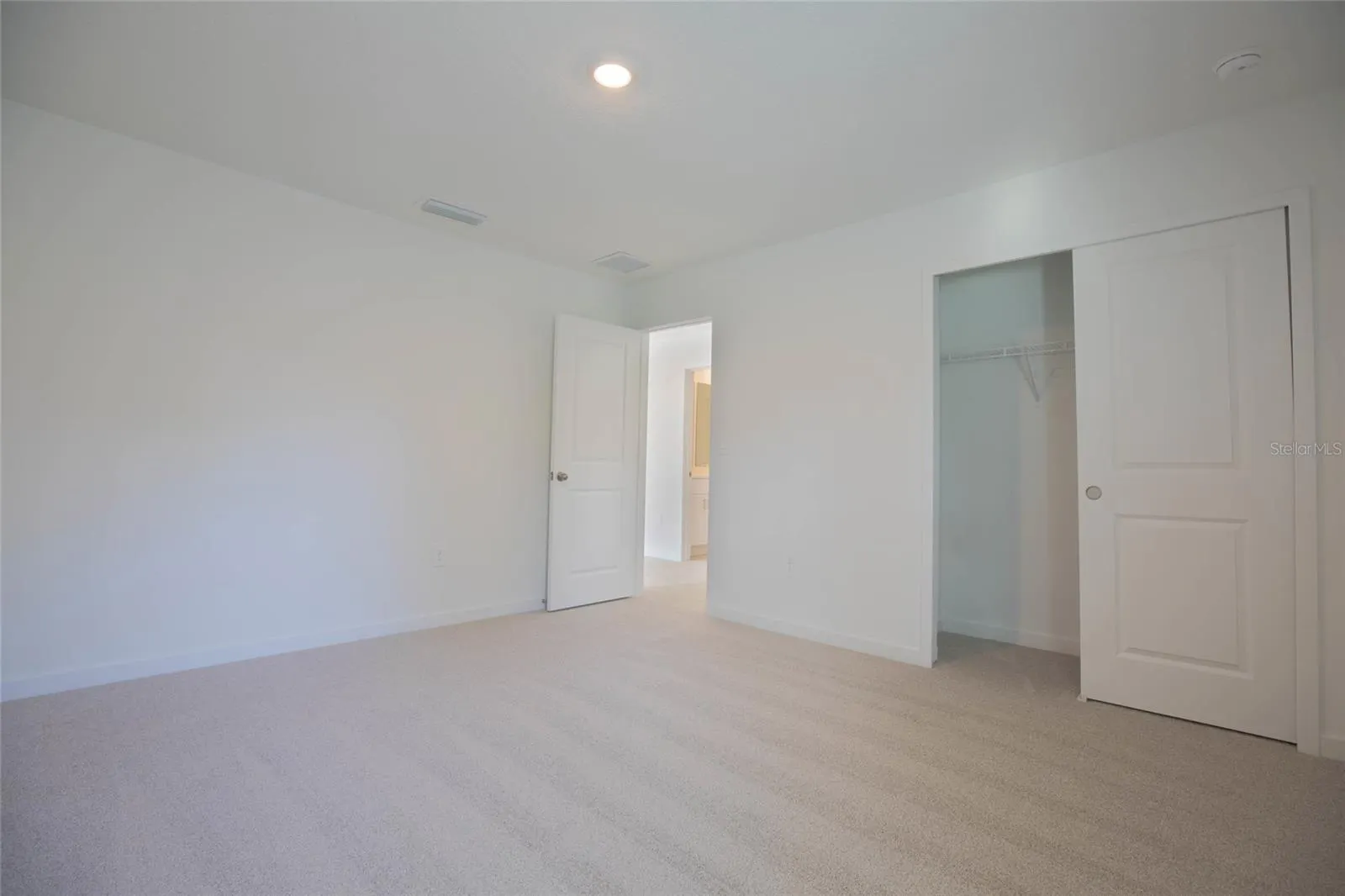 21 DILLY CT
