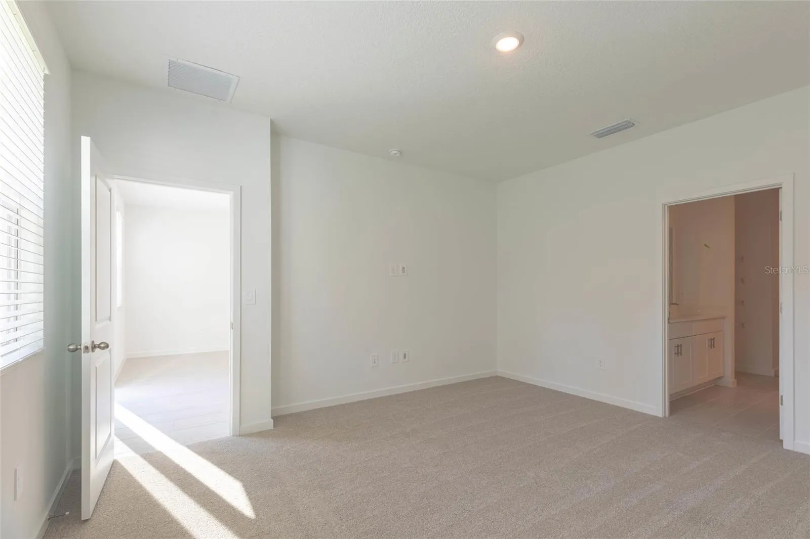 21 DILLY CT