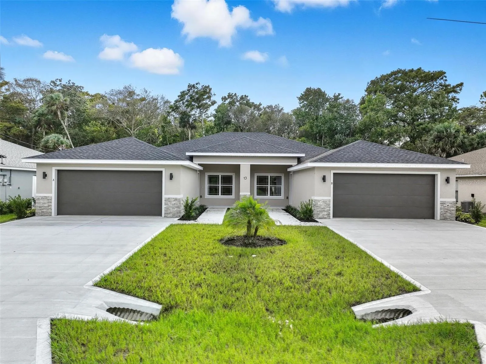 13 FANSHAWE LN
