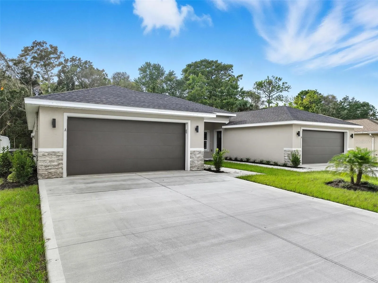 13 FANSHAWE LN