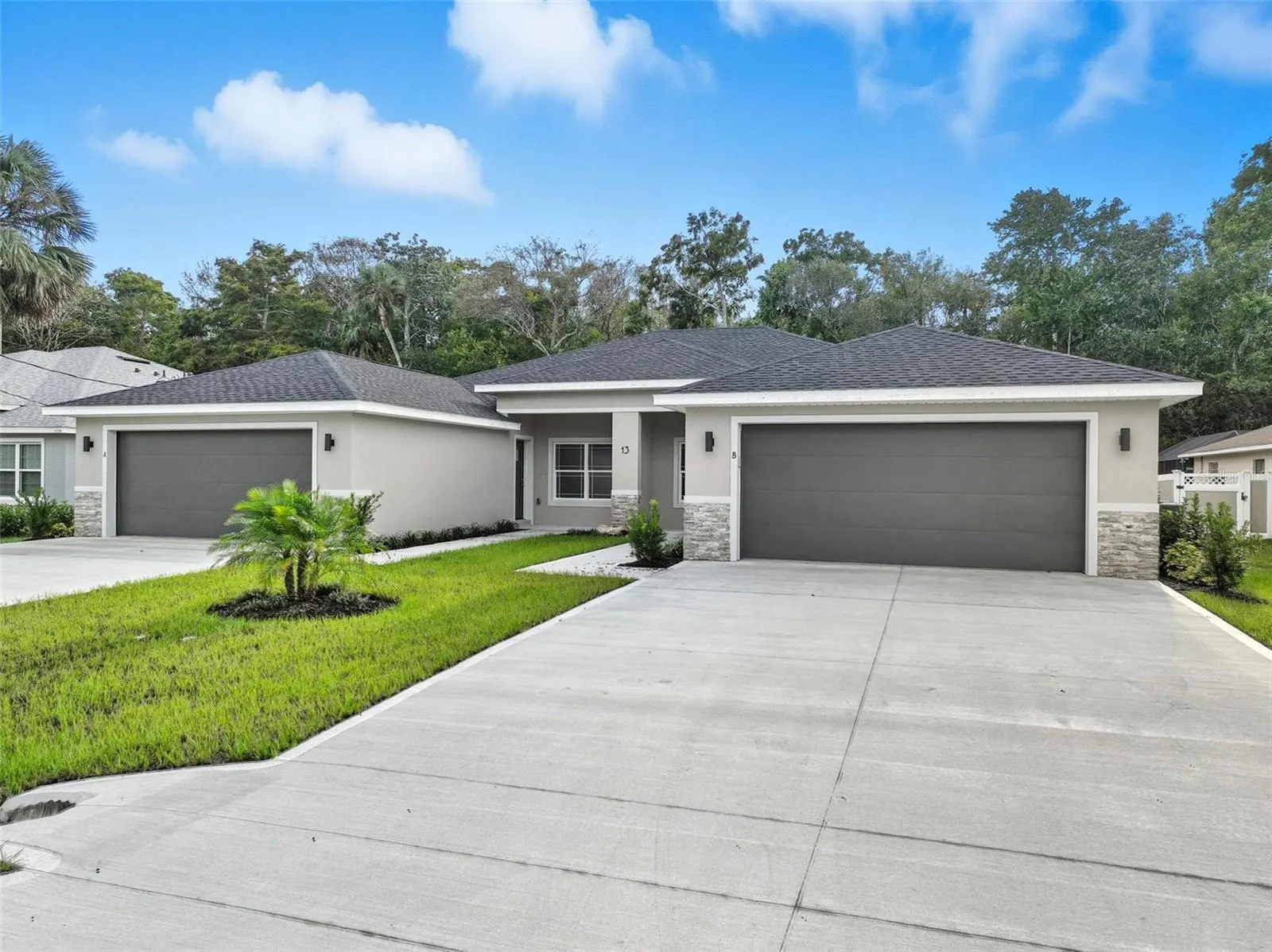 13 FANSHAWE LN