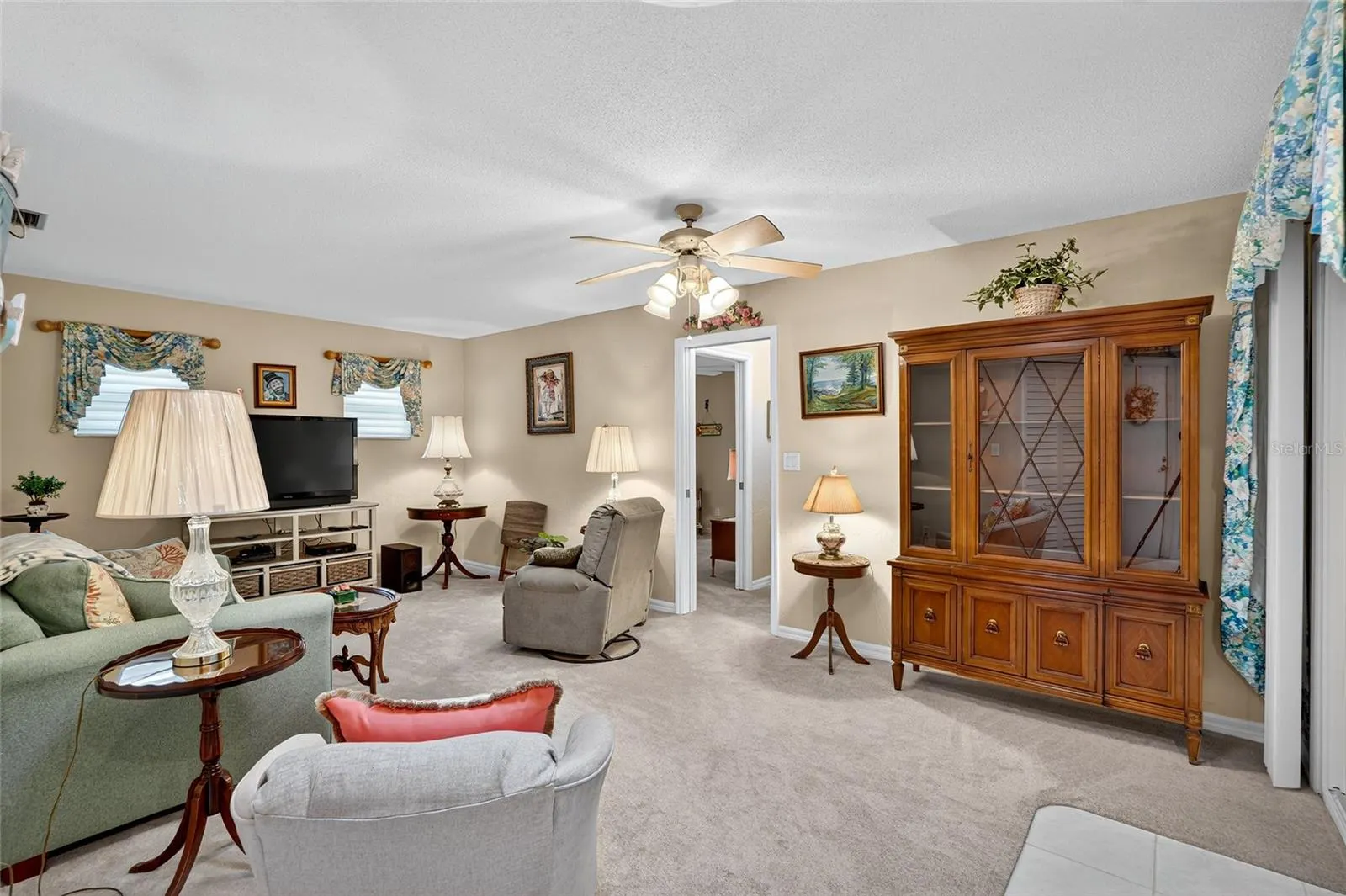 1125 SUNLAND RD