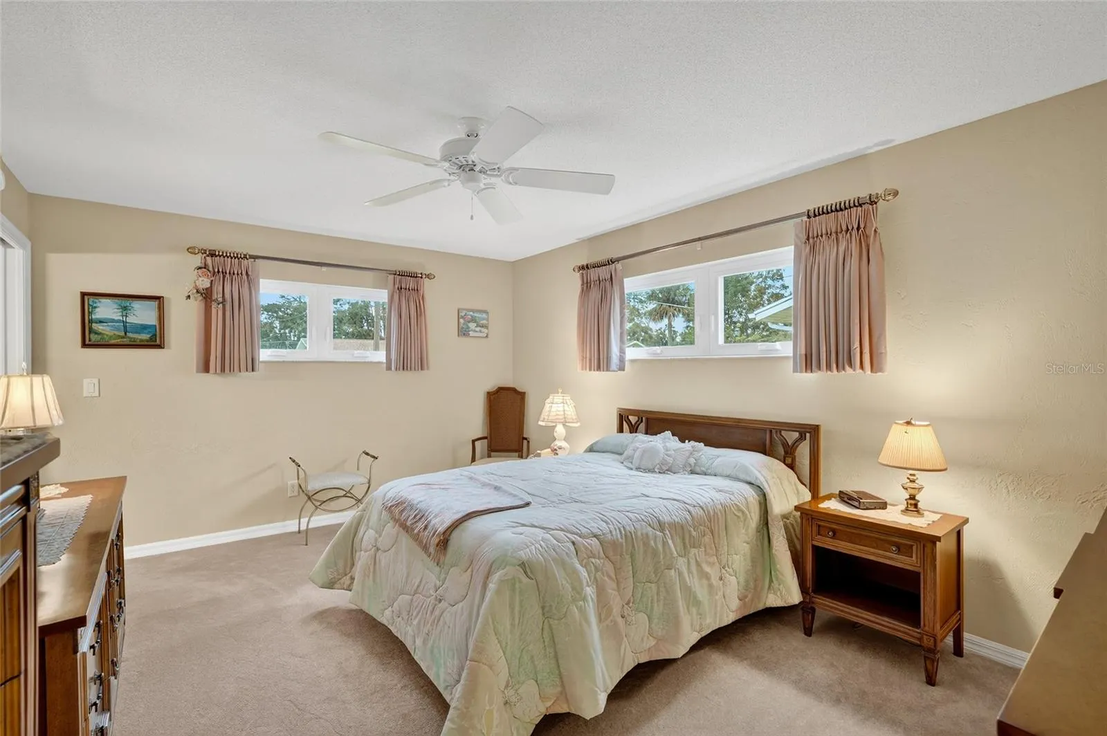 1125 SUNLAND RD