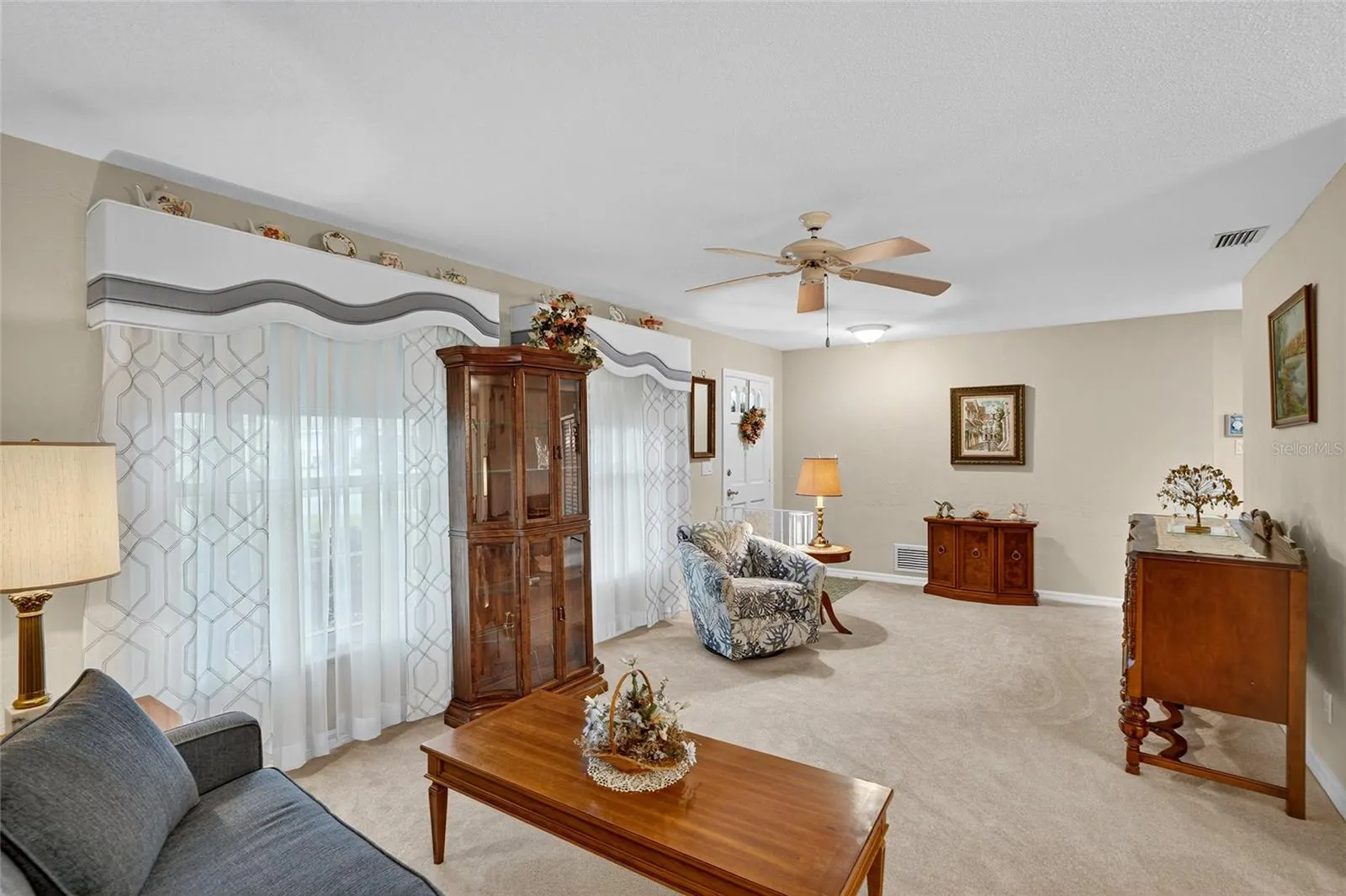 1125 SUNLAND RD