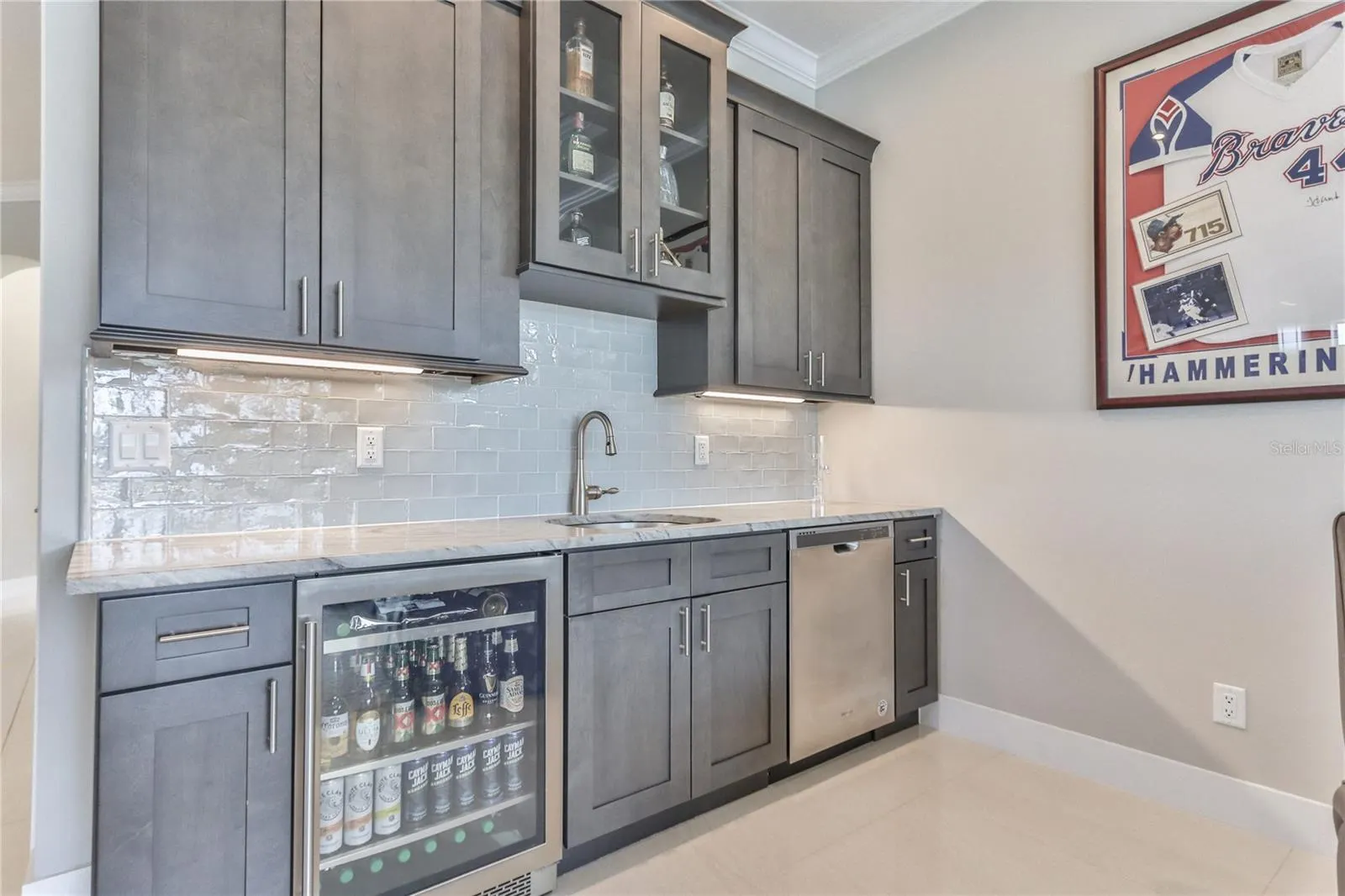 224 HARBOR VILLAGE PT N