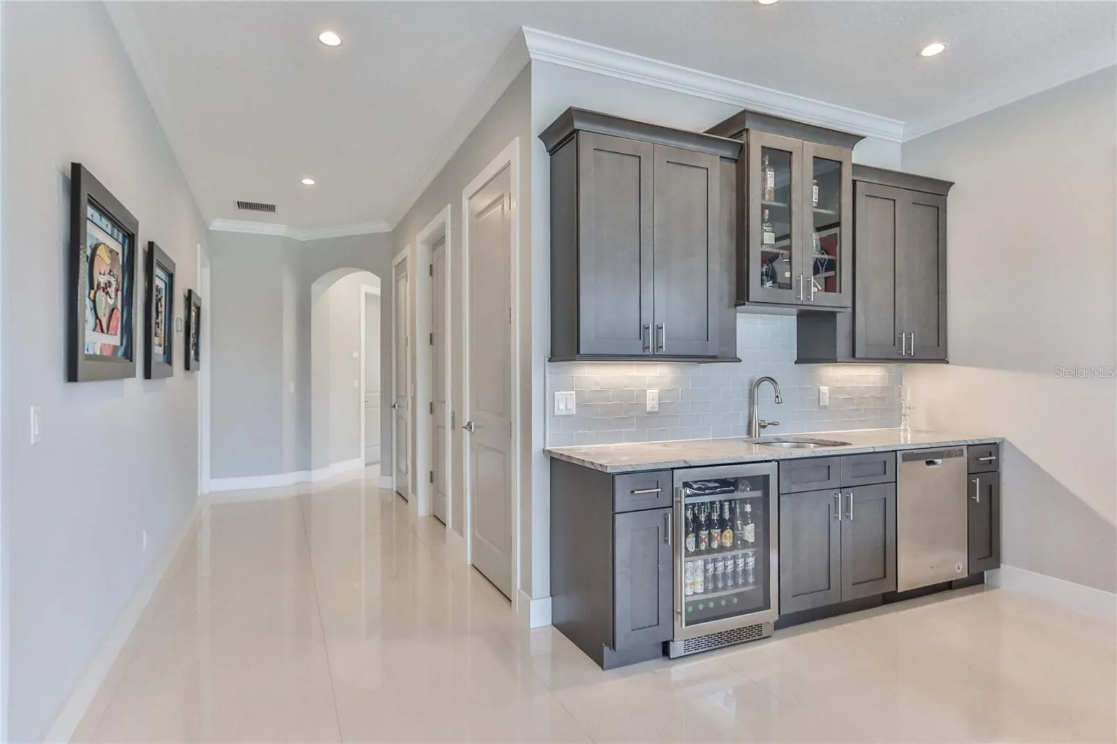 224 HARBOR VILLAGE PT N