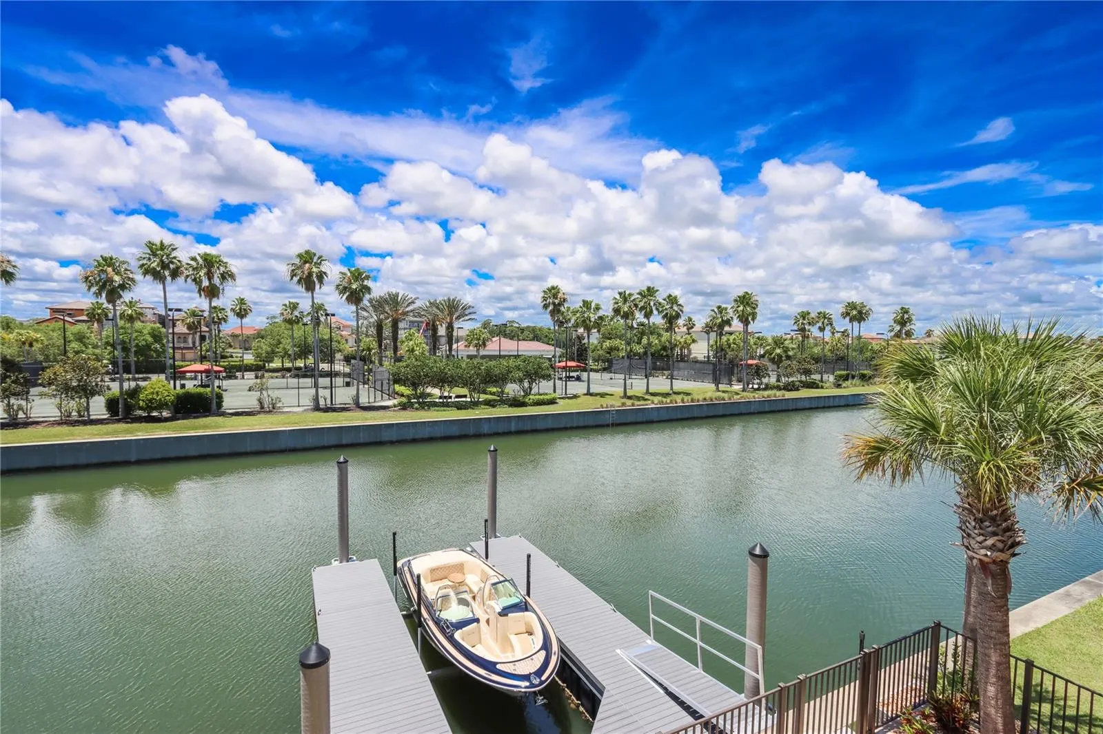 224 HARBOR VILLAGE PT N