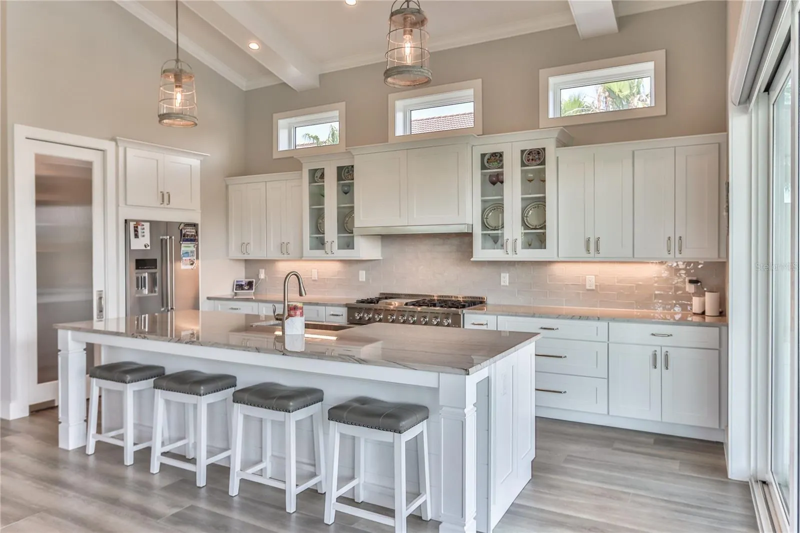 224 HARBOR VILLAGE PT N