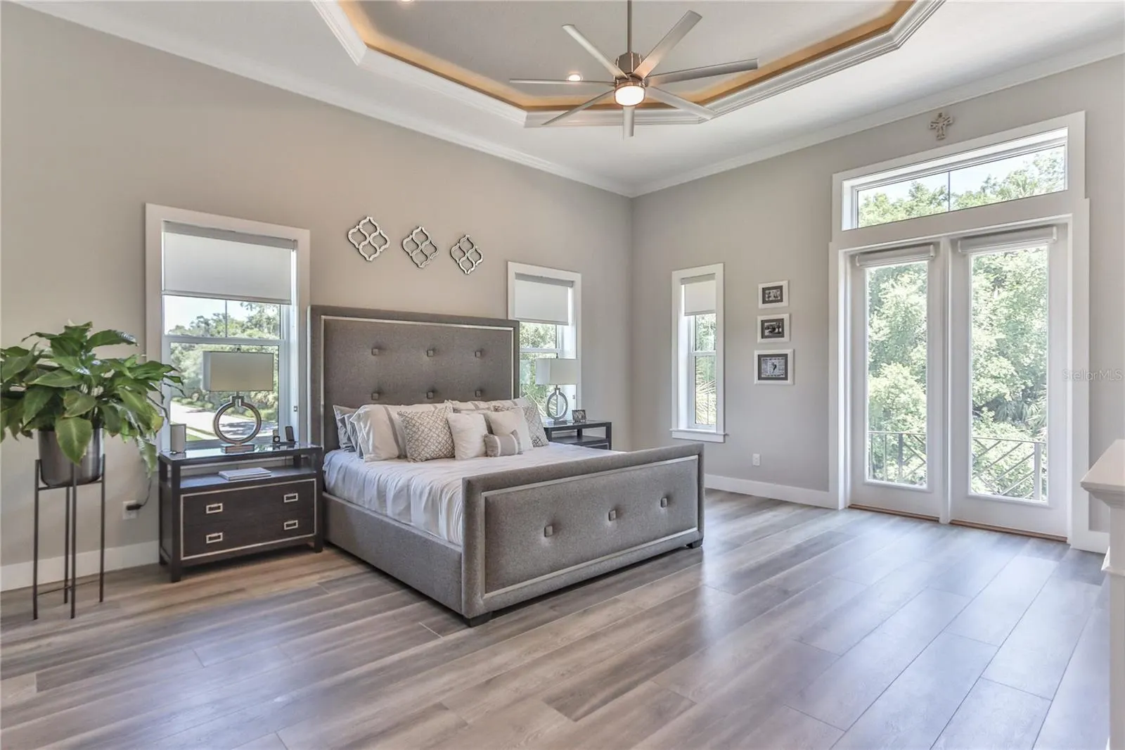 224 HARBOR VILLAGE PT N