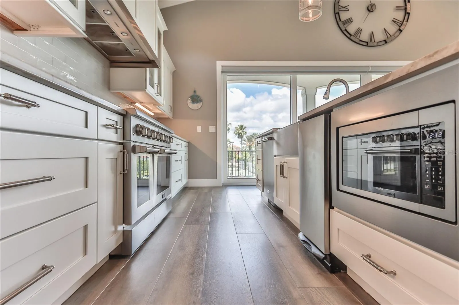 224 HARBOR VILLAGE PT N
