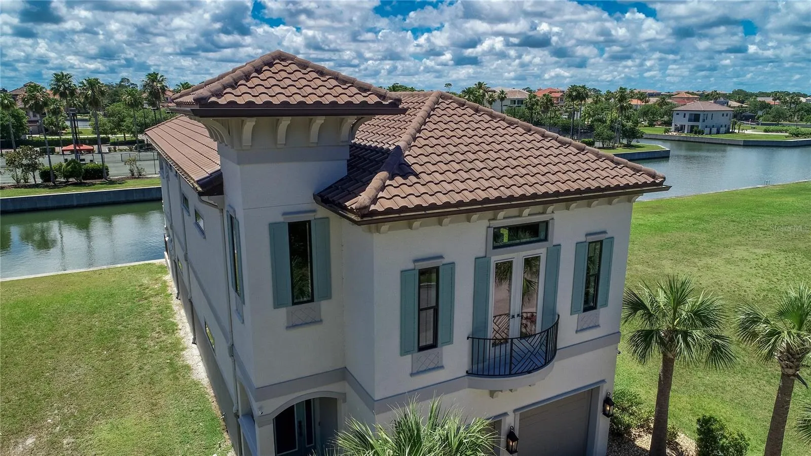 224 HARBOR VILLAGE PT N