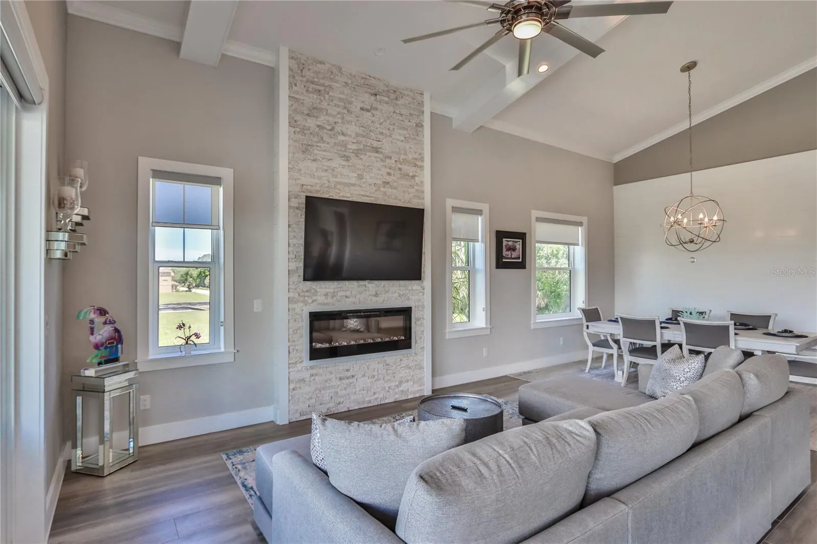 224 HARBOR VILLAGE PT N