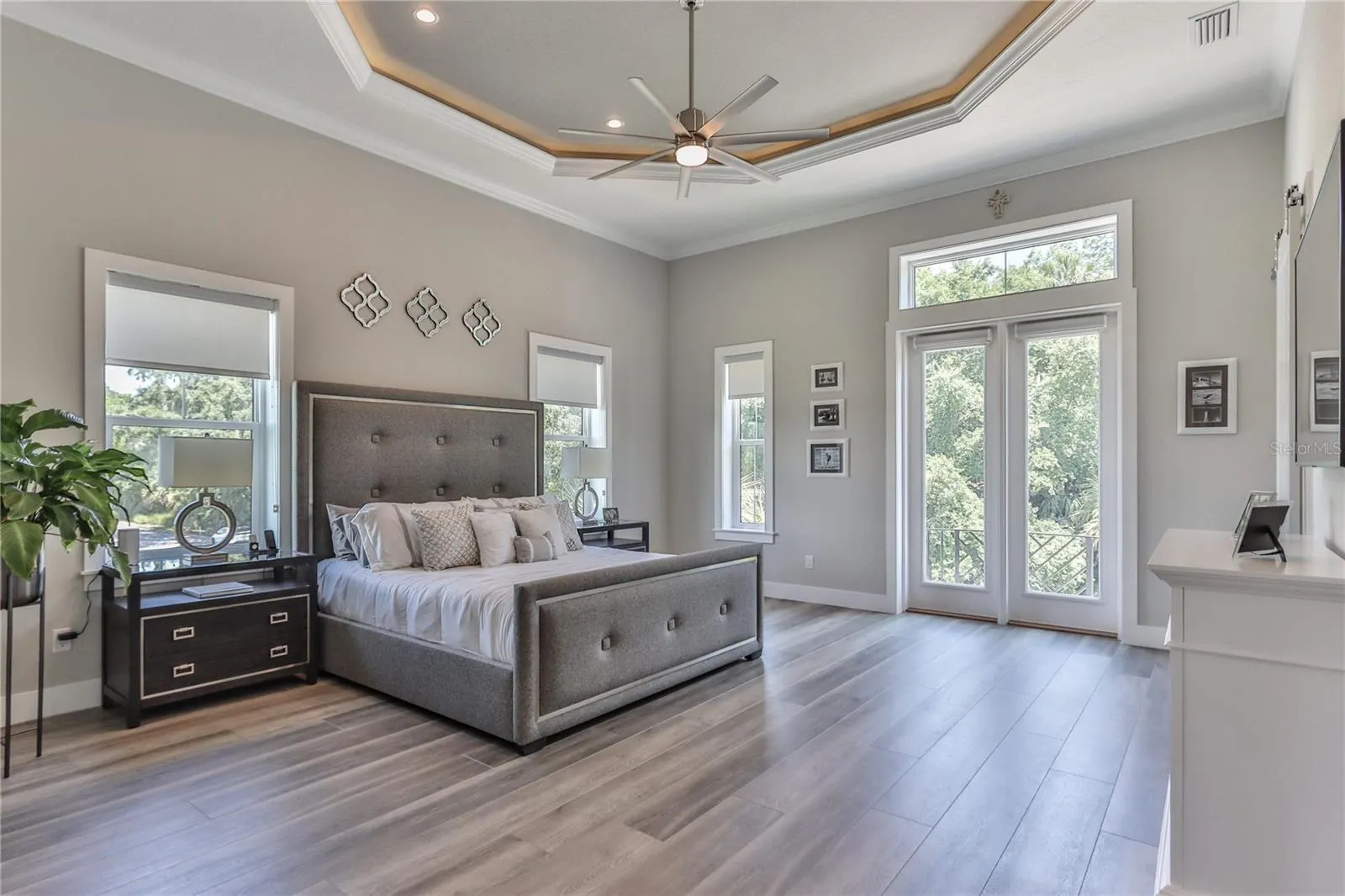 224 HARBOR VILLAGE PT N