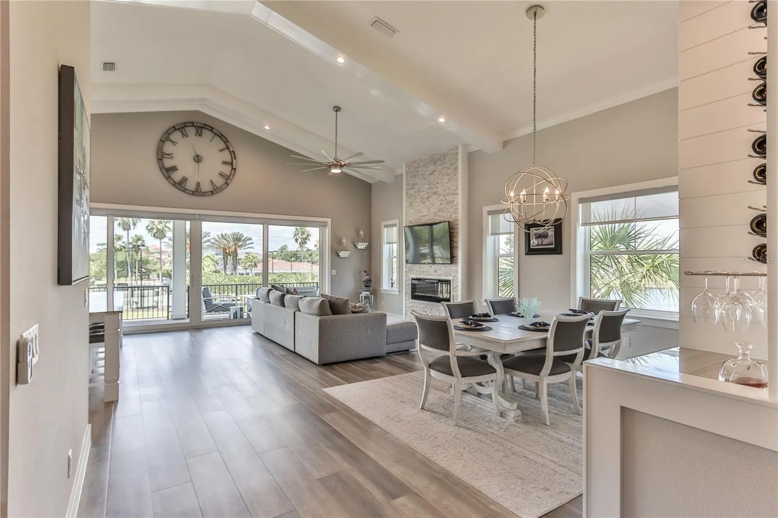 224 HARBOR VILLAGE PT N
