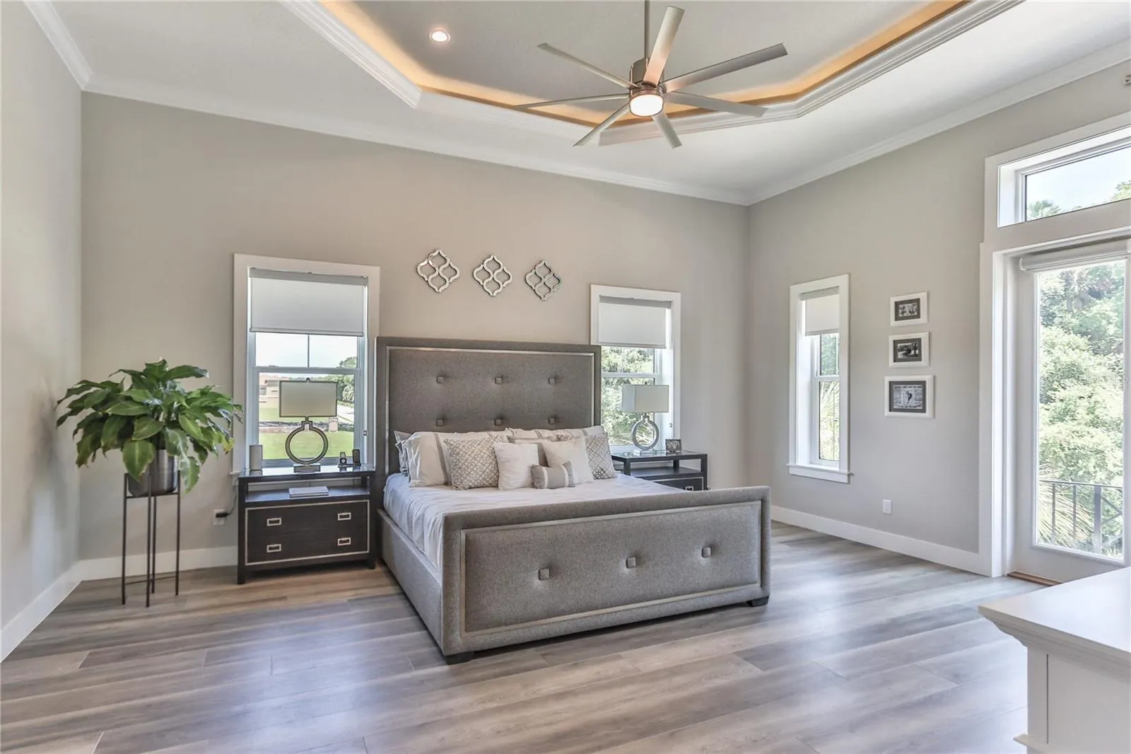 224 HARBOR VILLAGE PT N