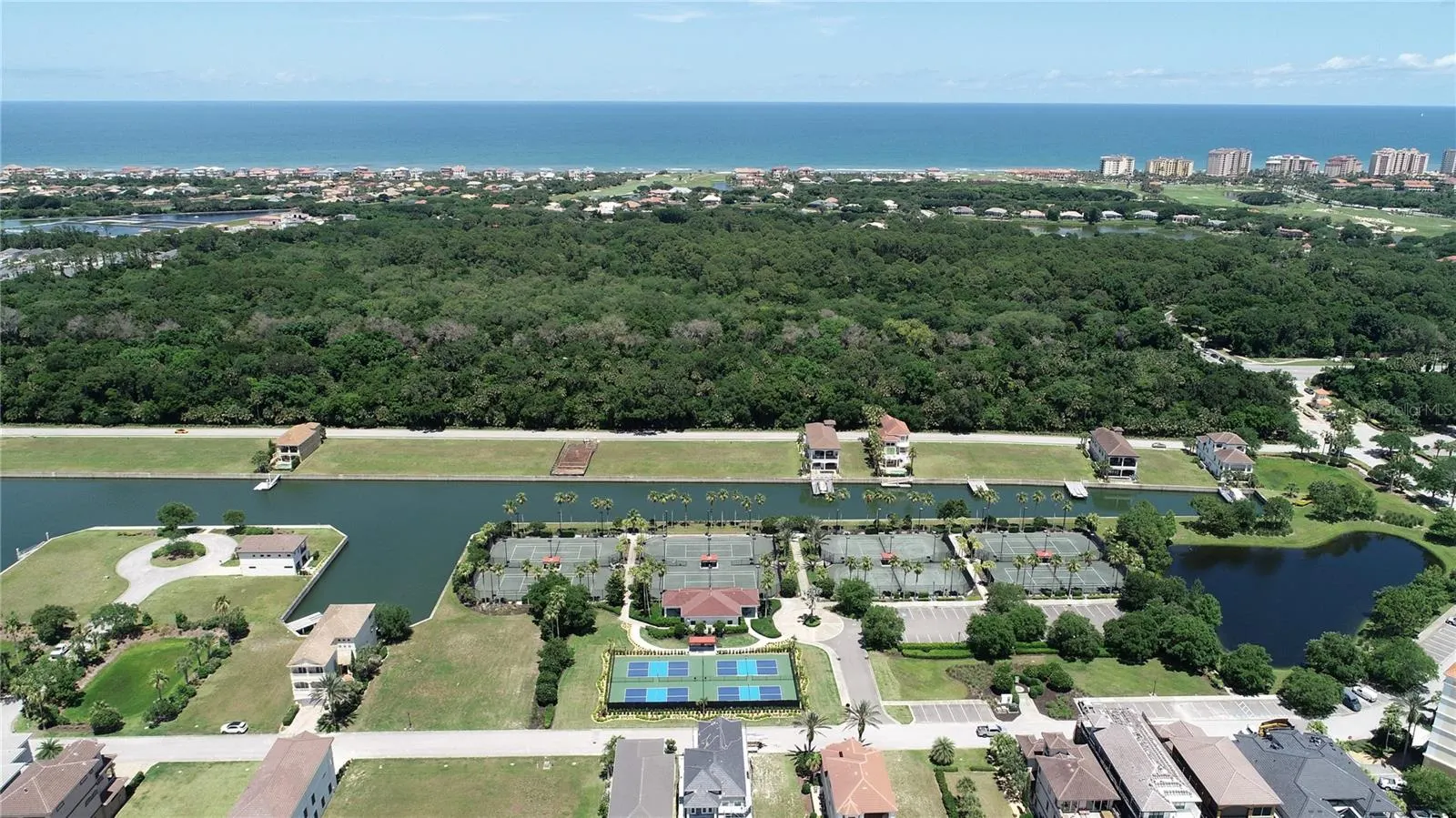 224 HARBOR VILLAGE PT N