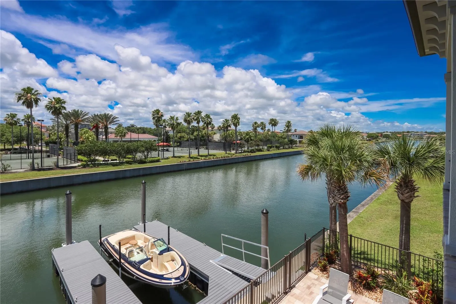 224 HARBOR VILLAGE PT N
