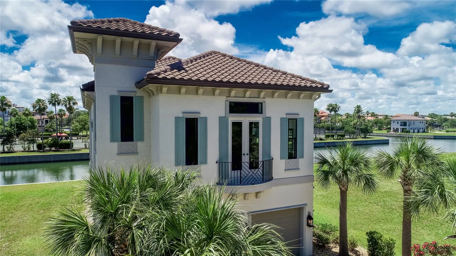 224 HARBOR VILLAGE PT N