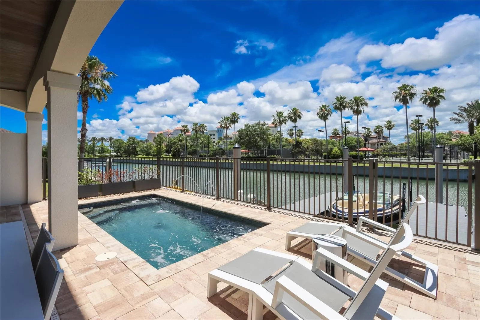 224 HARBOR VILLAGE PT N