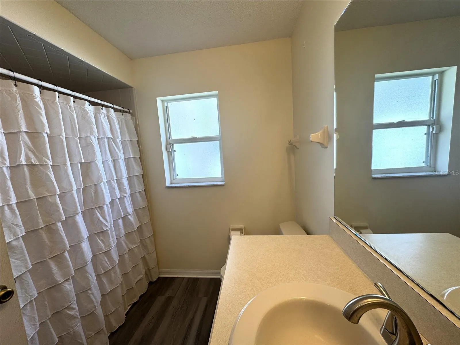 54 WESTMOUNT LN