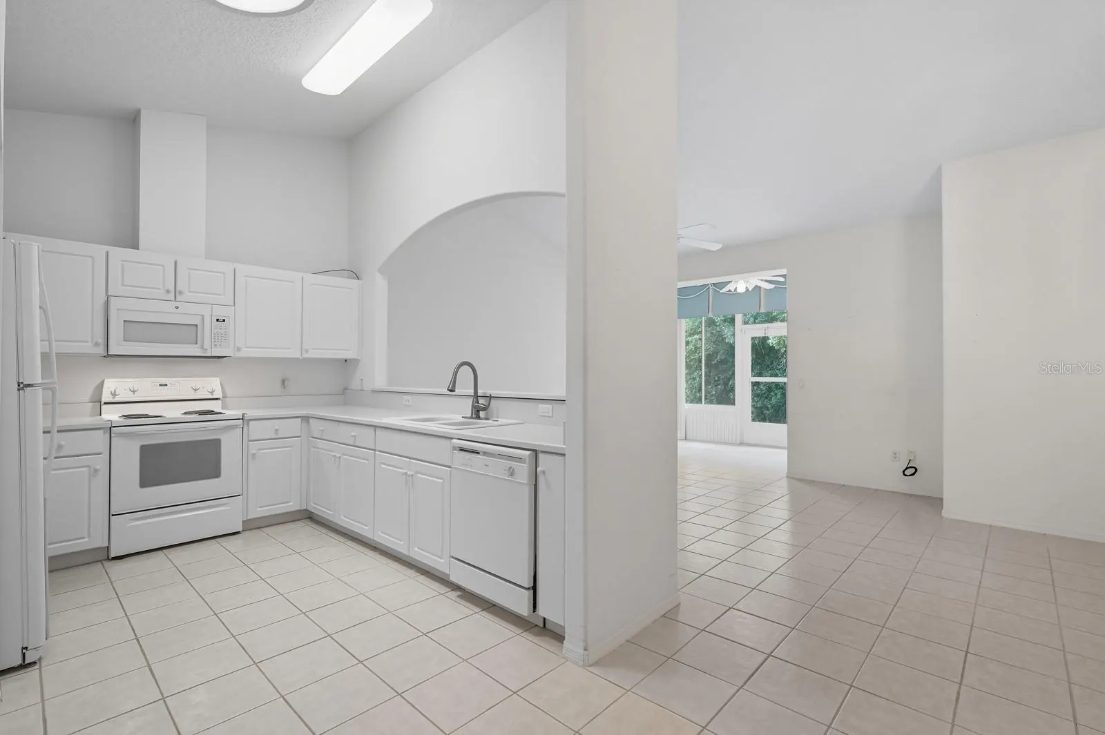 35 VERANDA WAY #29, #29