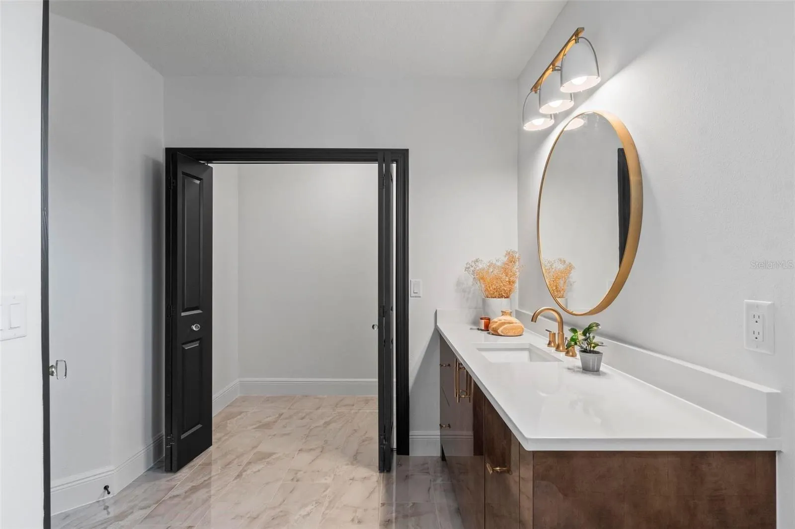 455 RIVERFRONT DR #A104, #A104