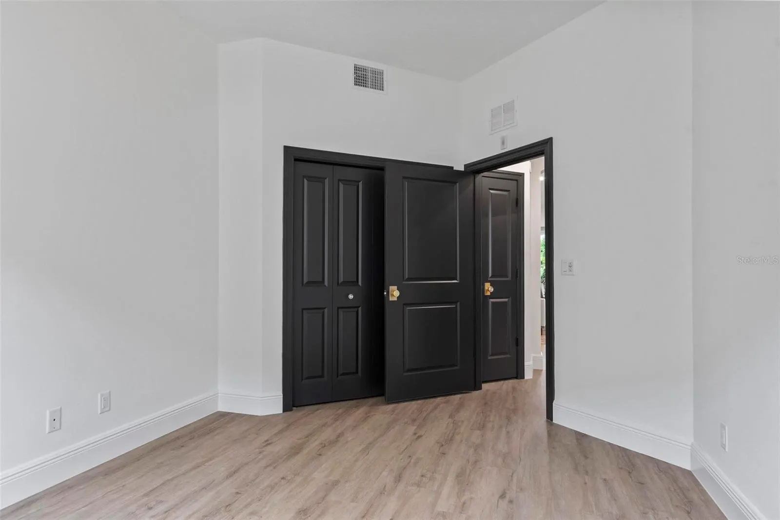 455 RIVERFRONT DR #A104, #A104