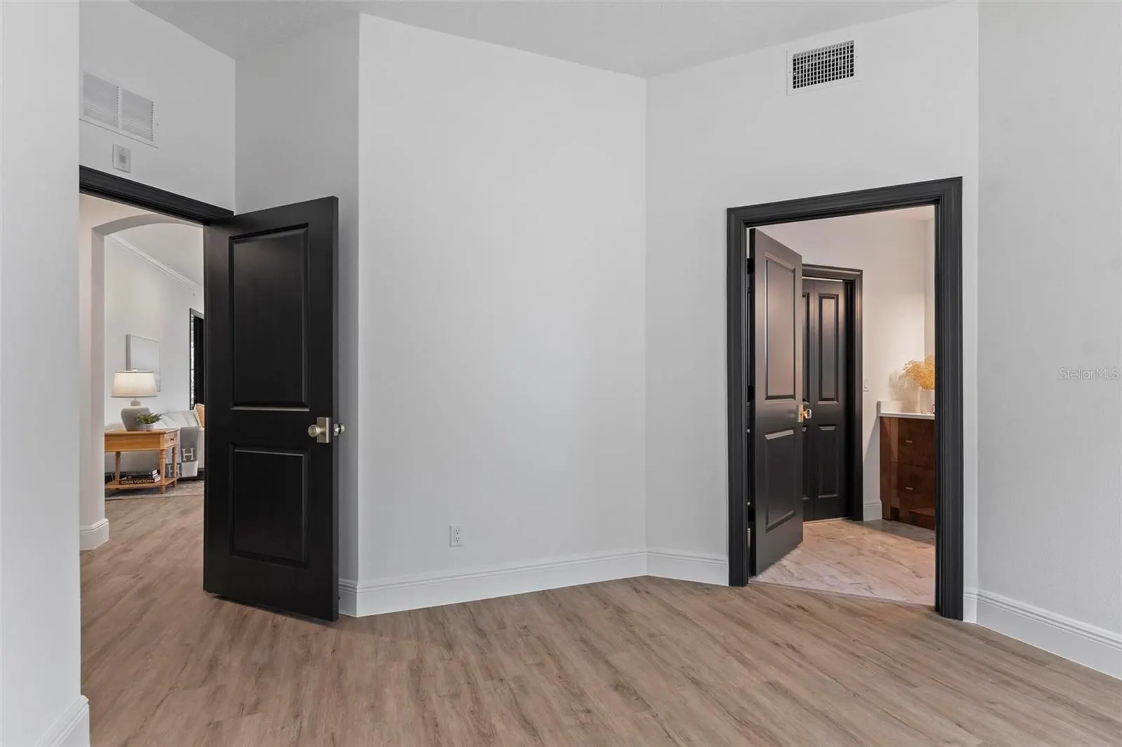 455 RIVERFRONT DR #A104, #A104