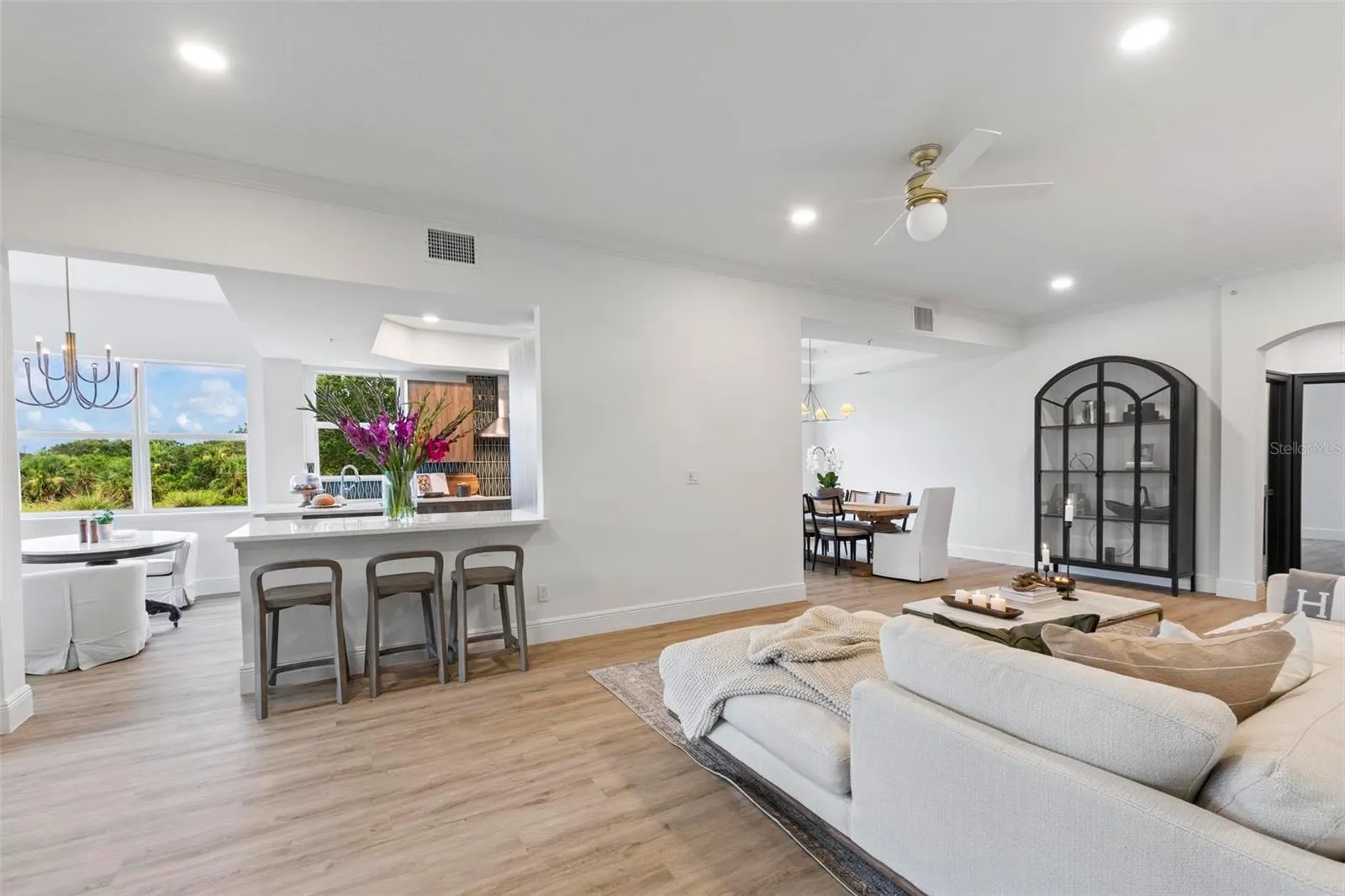 455 RIVERFRONT DR #A104, #A104