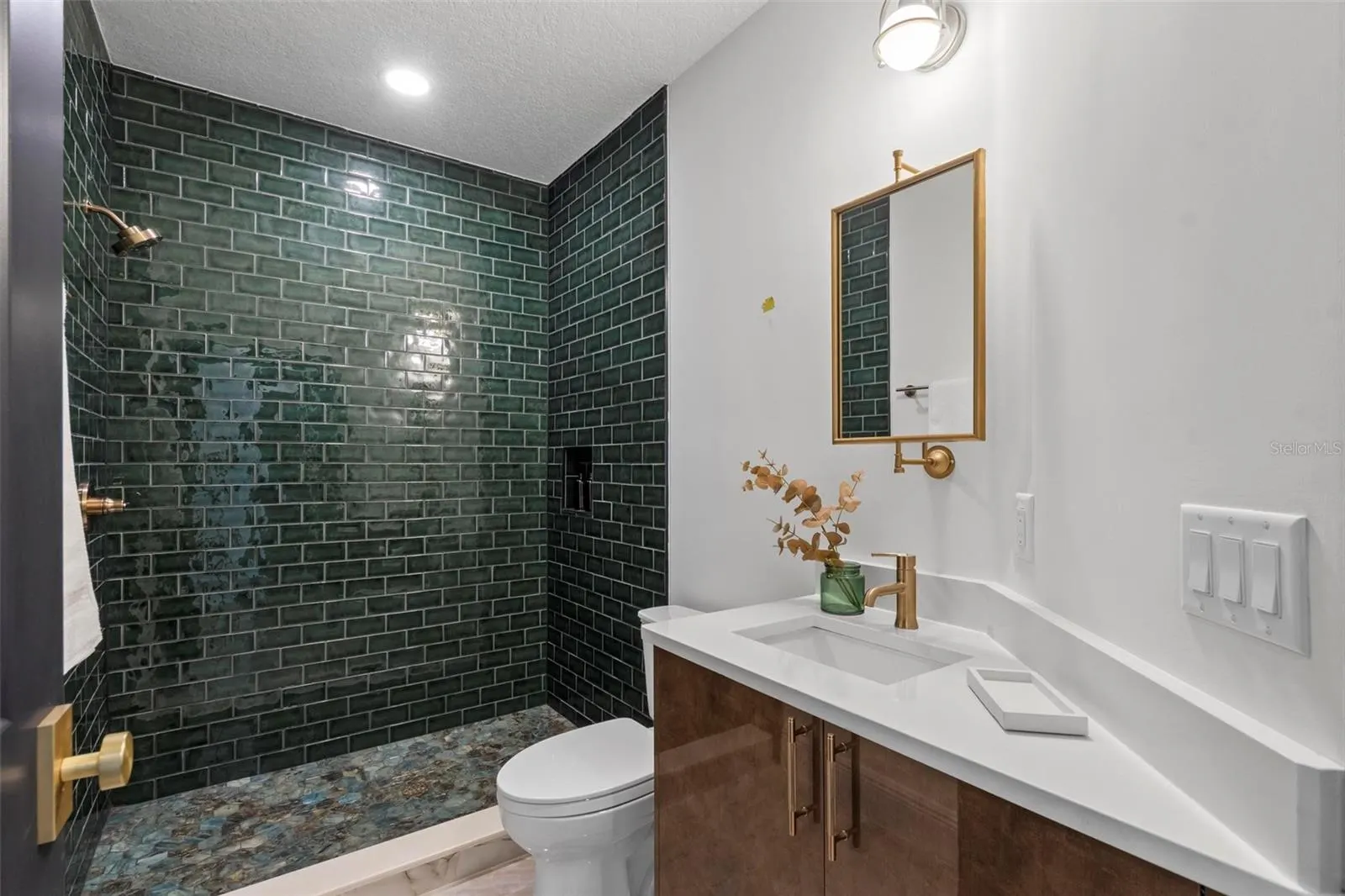 455 RIVERFRONT DR #A104, #A104