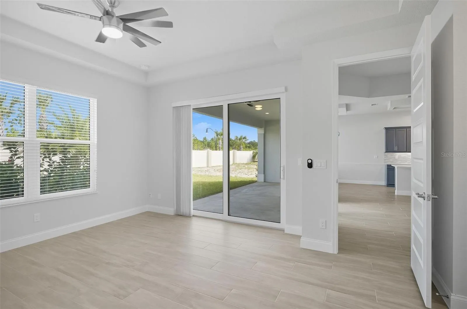 14 DEL PALMA DR