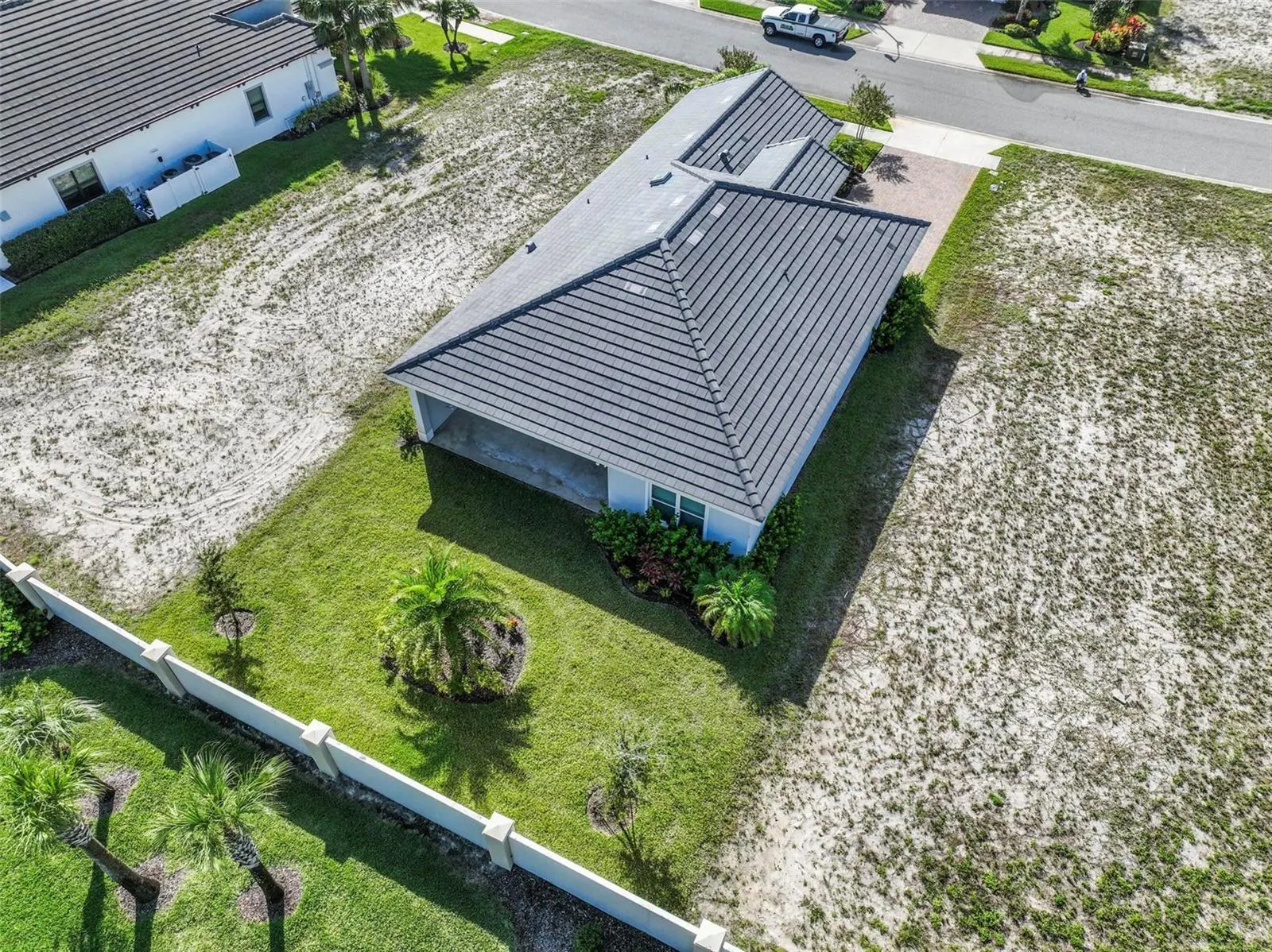 14 DEL PALMA DR