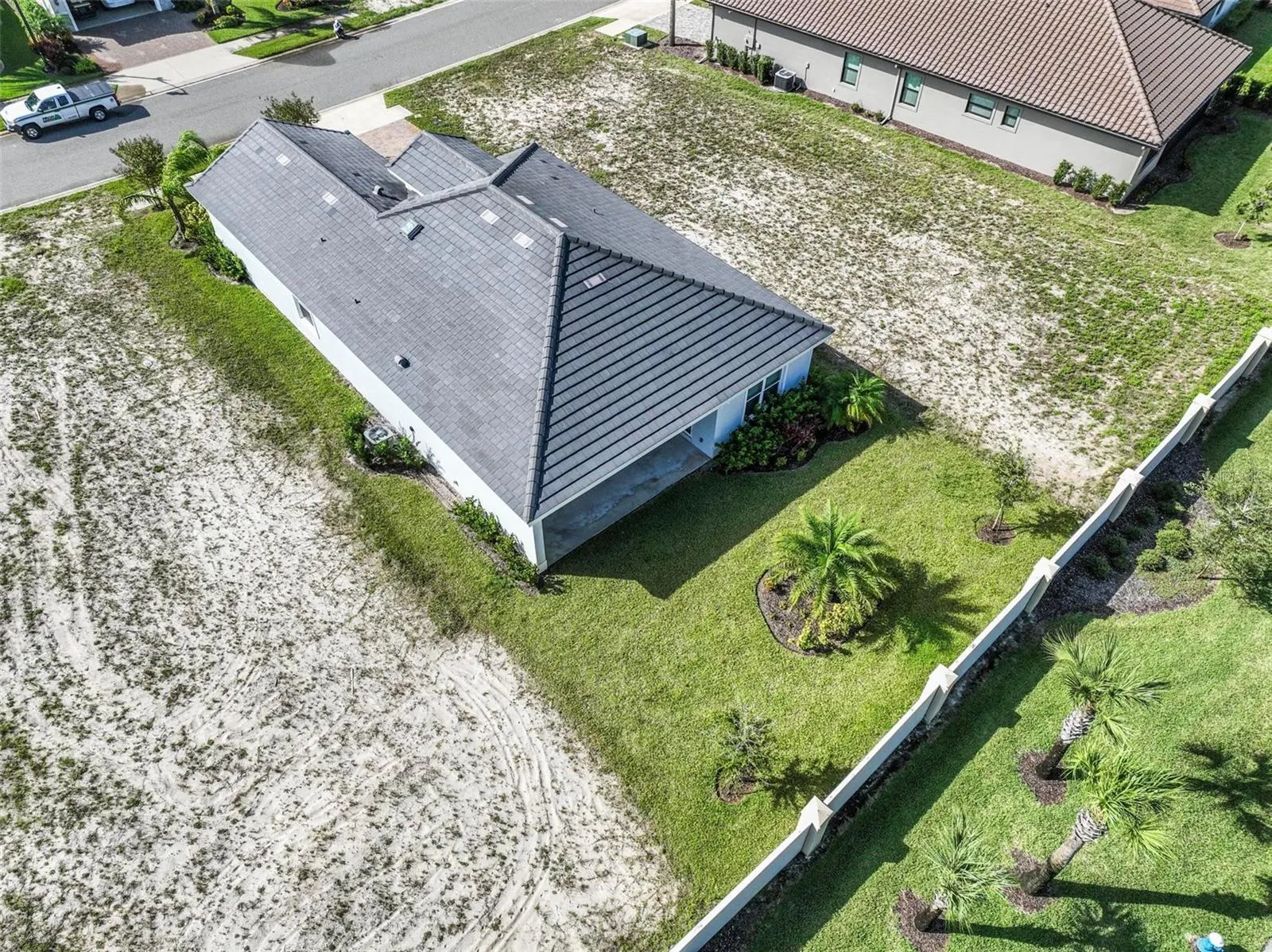 14 DEL PALMA DR