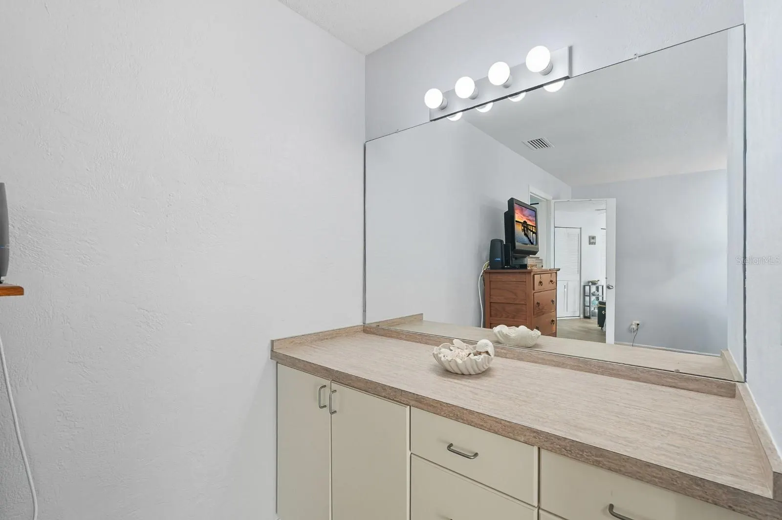 2800 OCEAN SHORE BLVD #110, #110