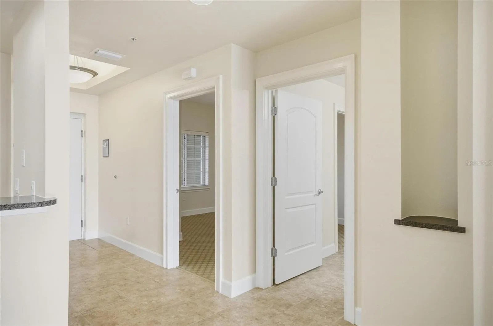 102 YACHT HARBOR DR #376, #376