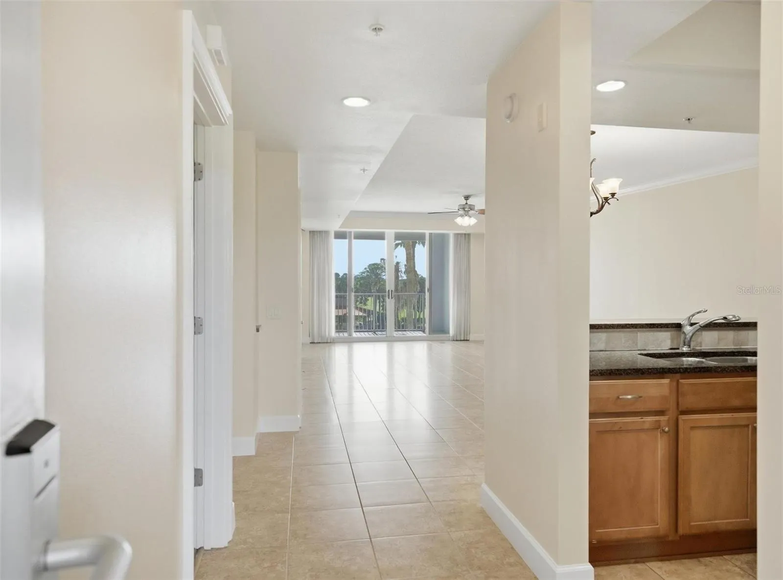 102 YACHT HARBOR DR #376, #376