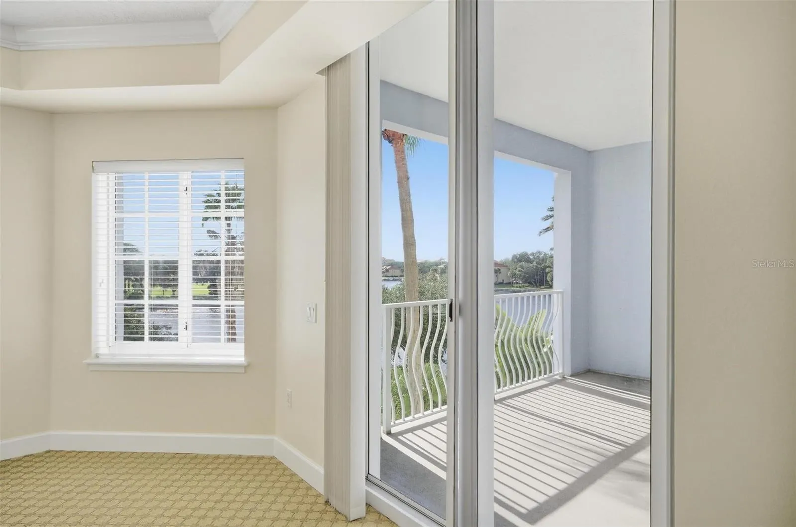 102 YACHT HARBOR DR #376, #376