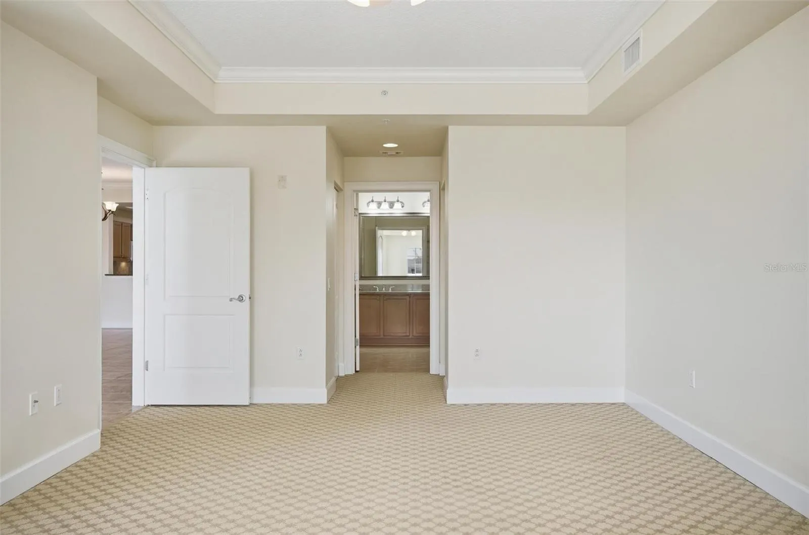 102 YACHT HARBOR DR #376, #376
