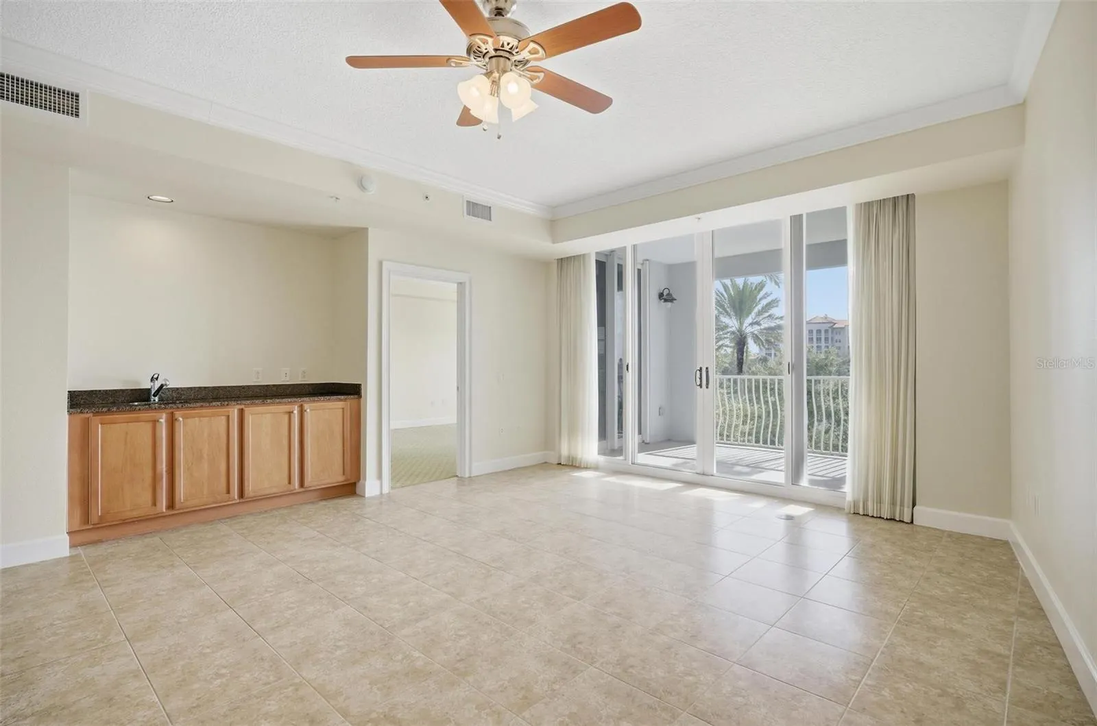 102 YACHT HARBOR DR #376, #376