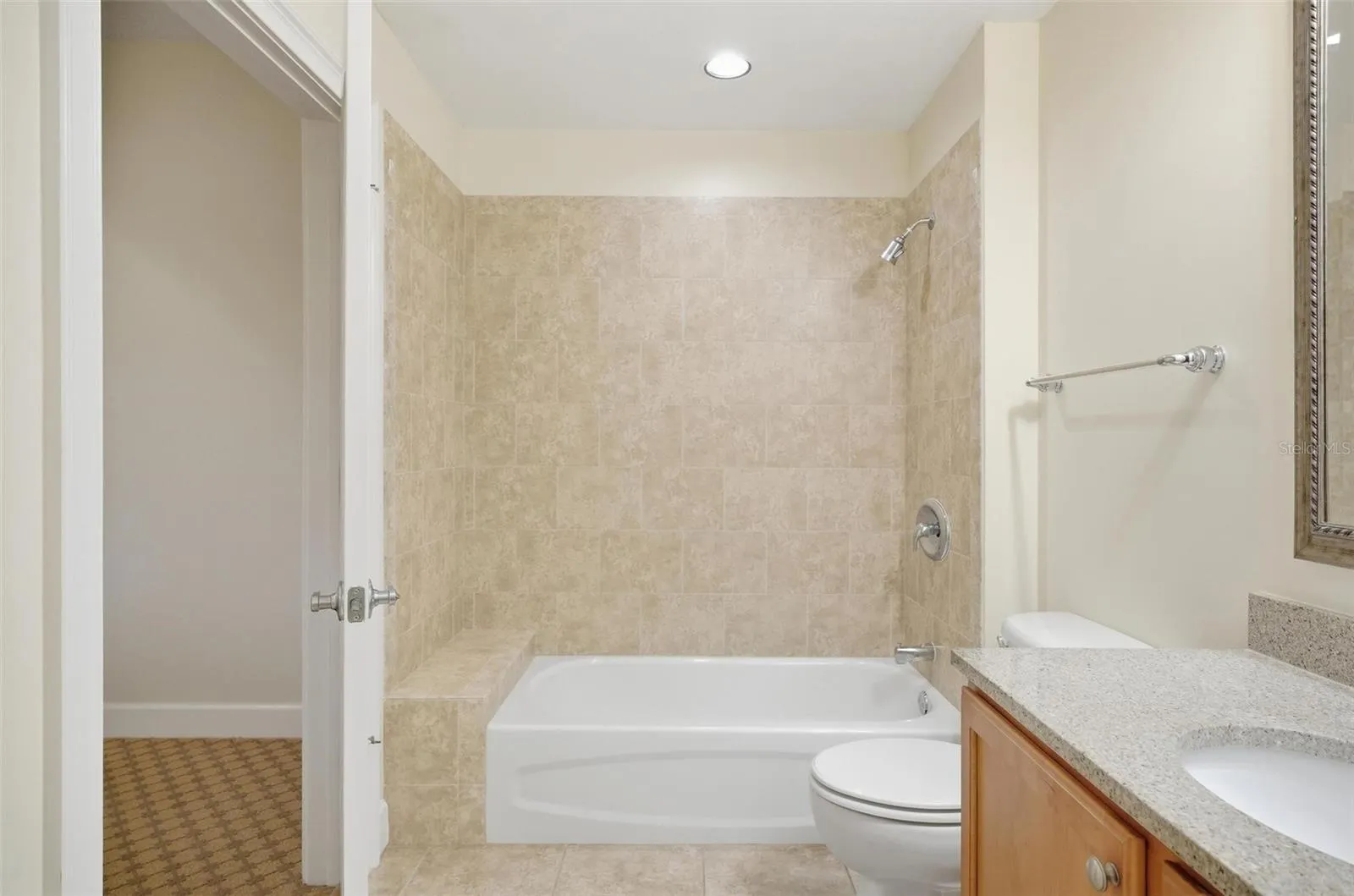 102 YACHT HARBOR DR #376, #376