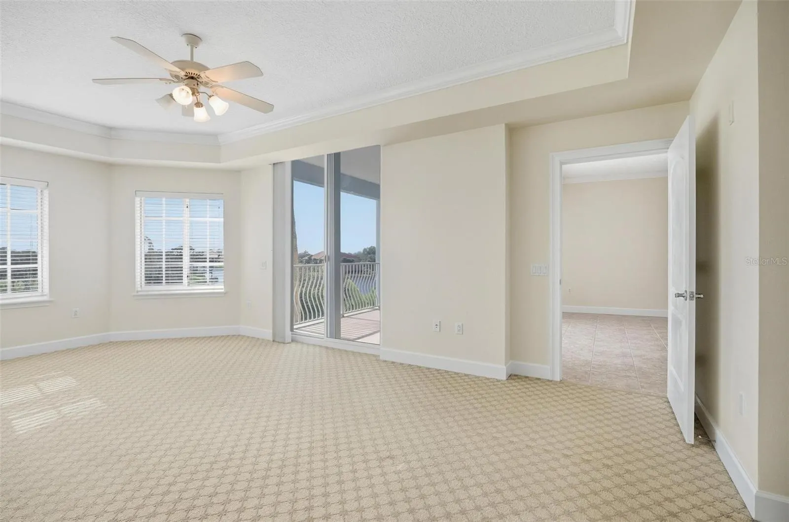 102 YACHT HARBOR DR #376, #376