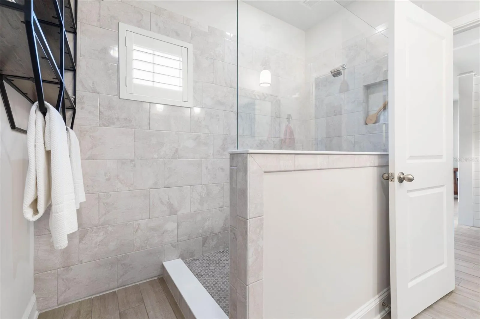 15 HIDDEN TREASURE DR
