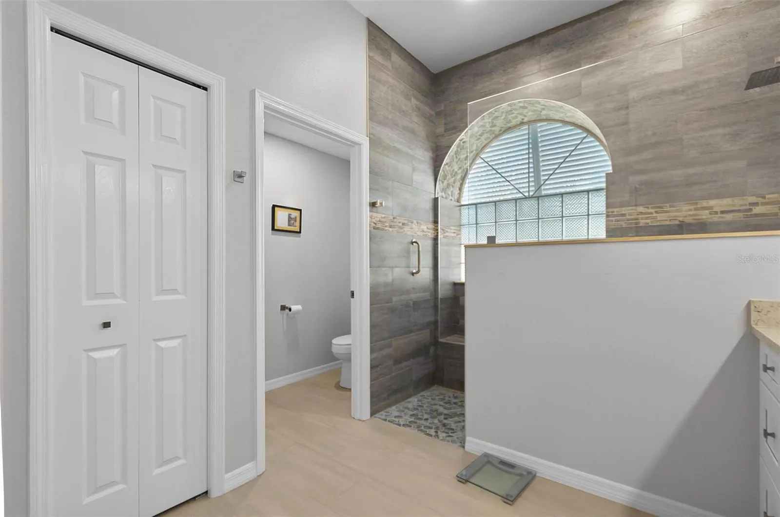 18 CONLEY CT