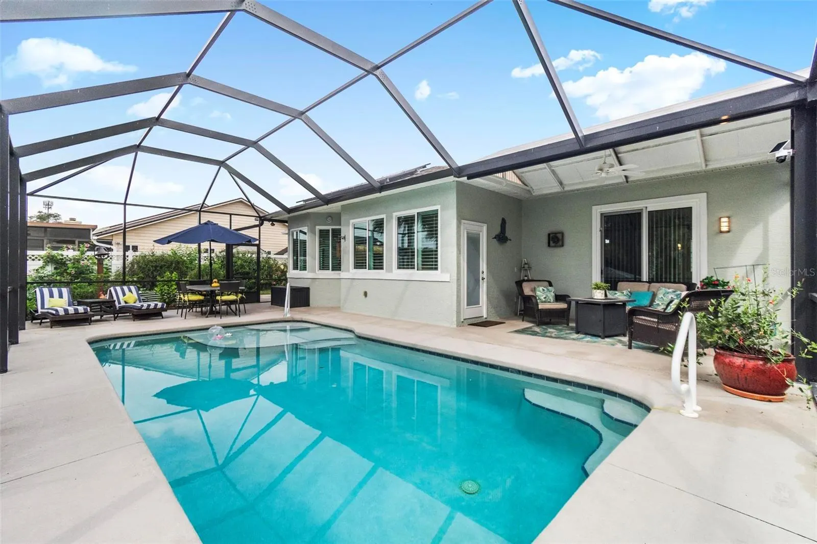 18 CONLEY CT