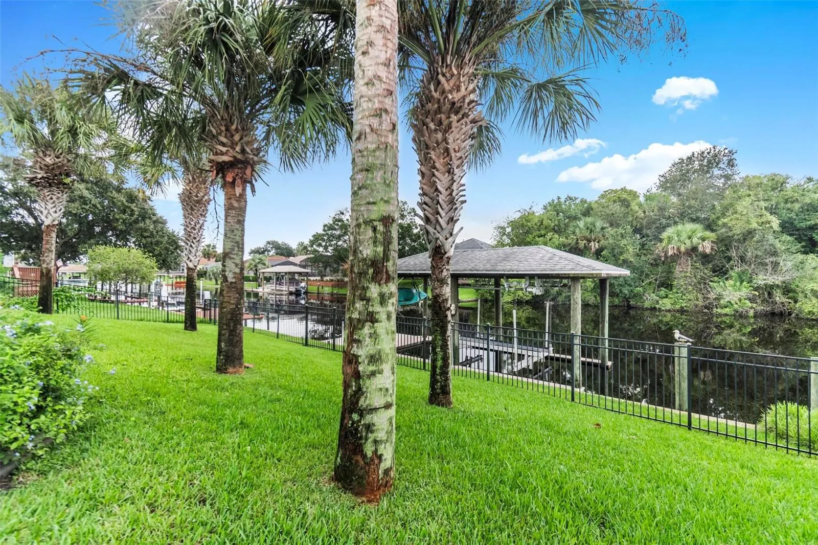18 CONLEY CT