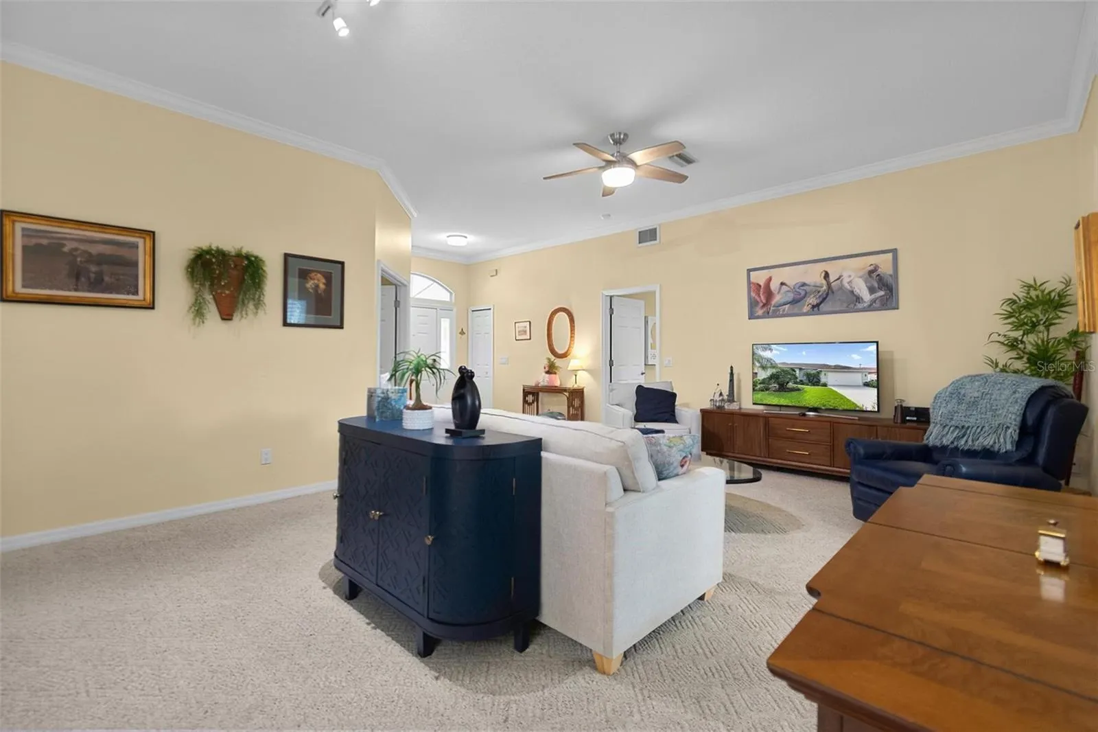 18 CONLEY CT