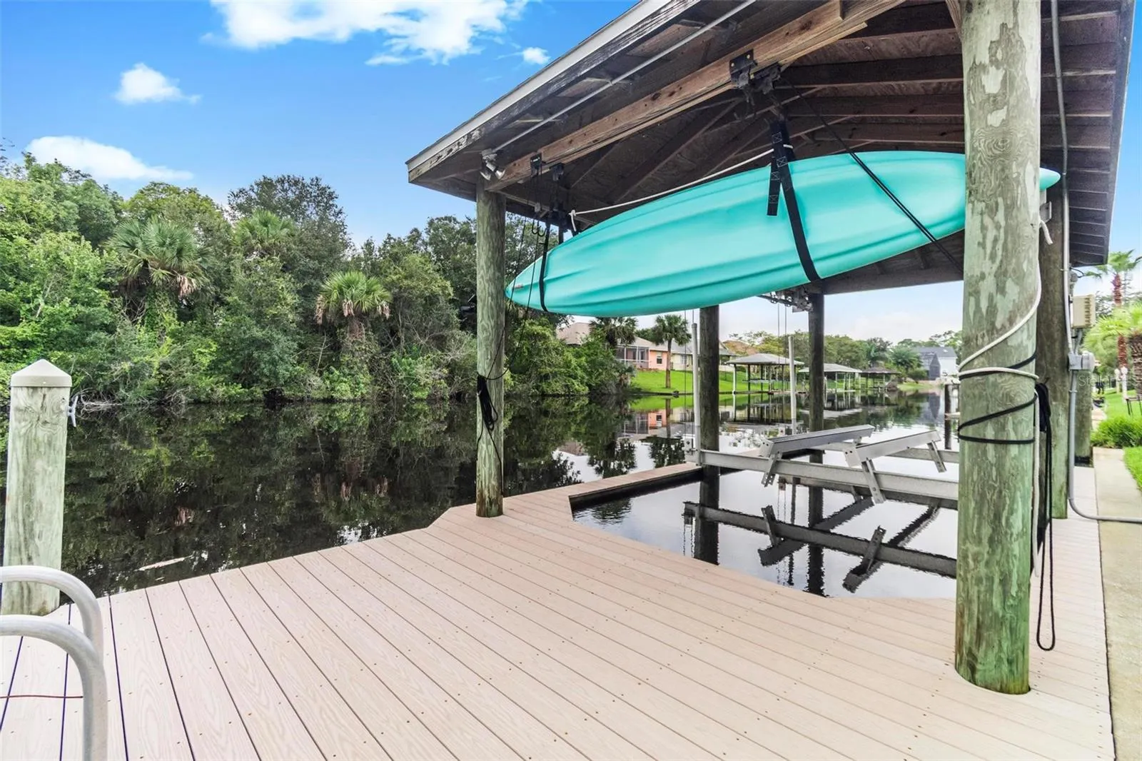18 CONLEY CT