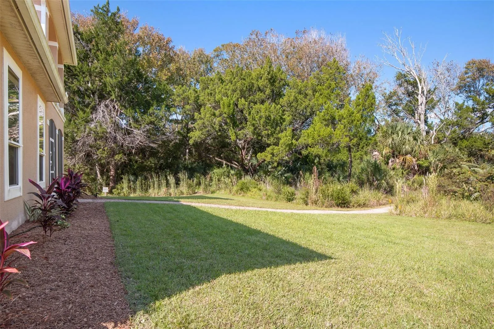 25 EMERALD LAKE CT