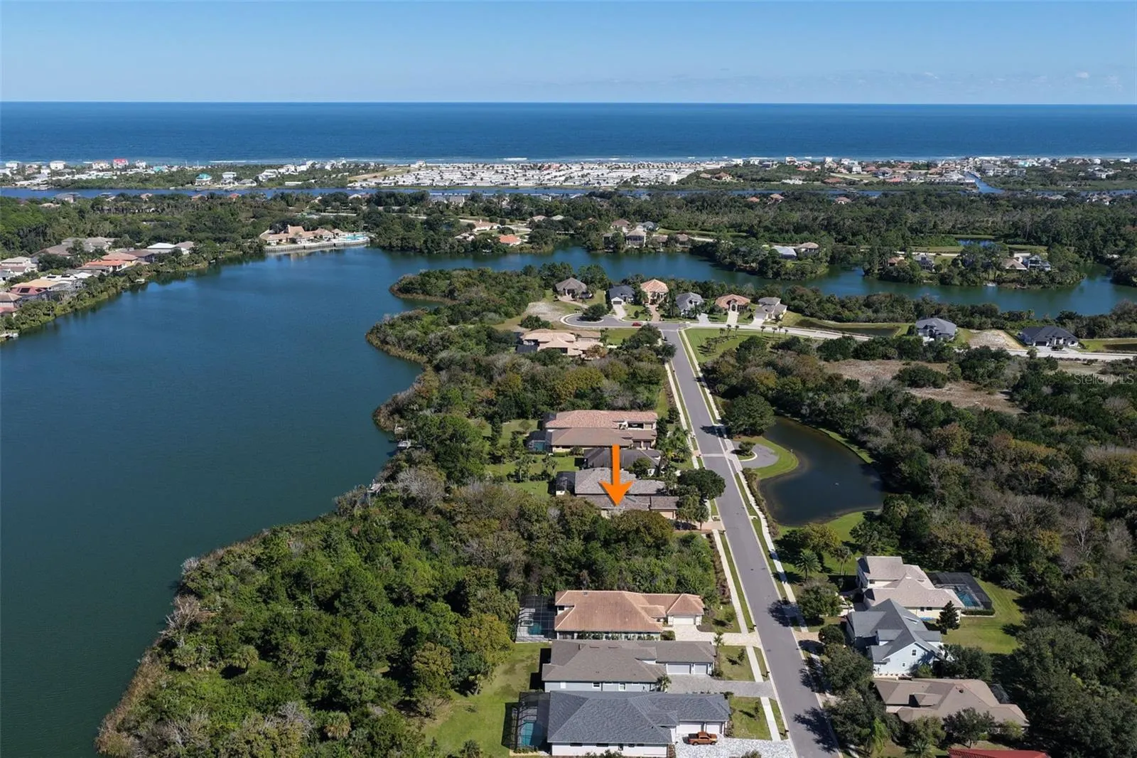 25 EMERALD LAKE CT